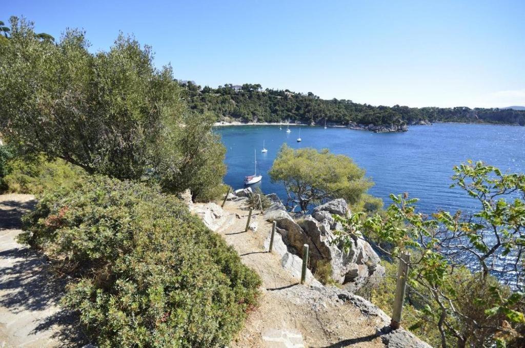 Studio Equipe-Climatise Avec Balcon Au Mourillon A 20M De La Plage Toulon Buitenkant foto